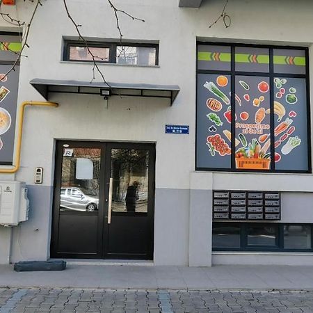 Apartament 1 Mai Bloc Nou-Self Check-In Craiova Eksteriør bilde