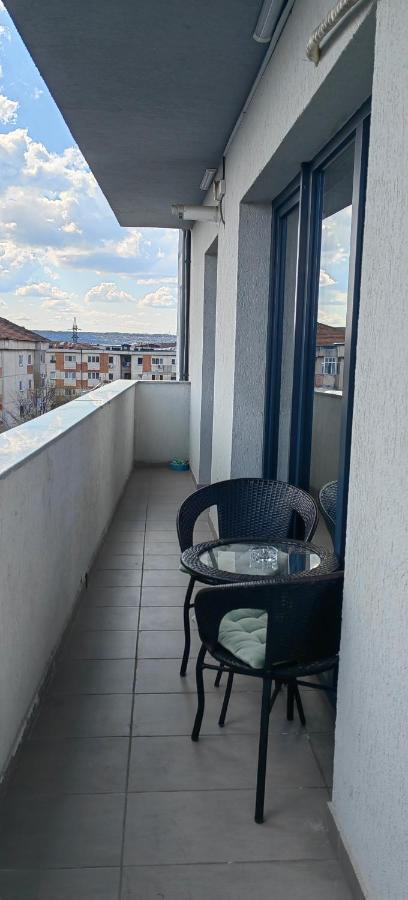 Apartament 1 Mai Bloc Nou-Self Check-In Craiova Eksteriør bilde