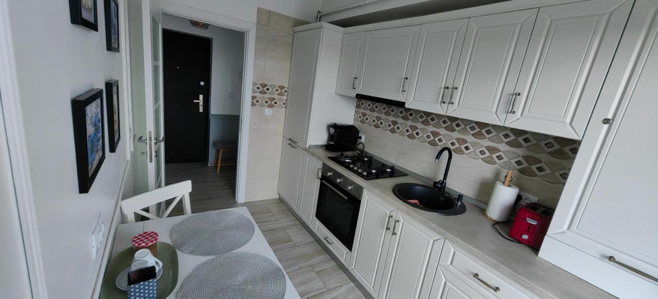 Apartament 1 Mai Bloc Nou-Self Check-In Craiova Eksteriør bilde